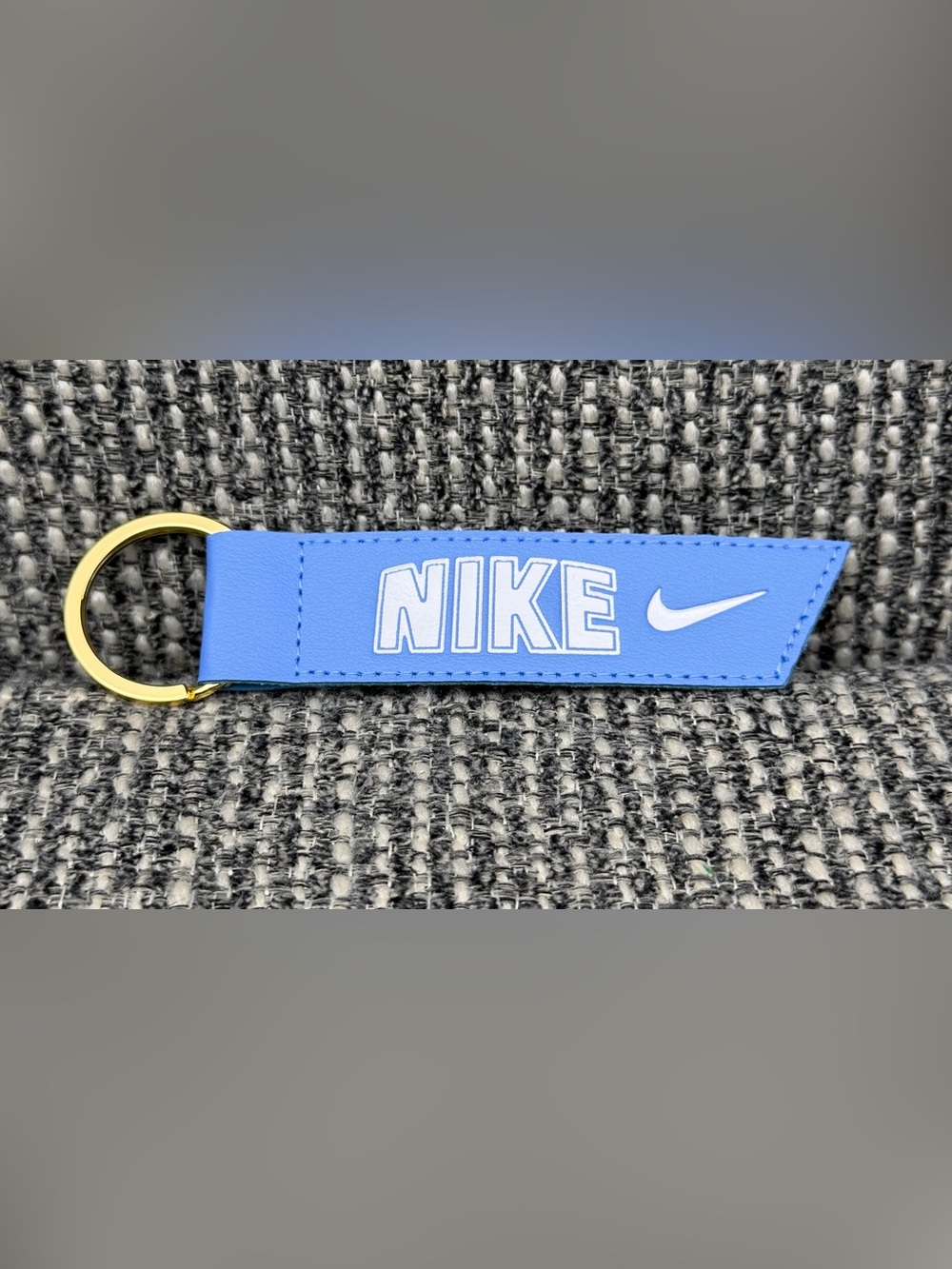 Nike Be True to Her School Keychain Blue Gold Swoosh Leather Hangtag NEW